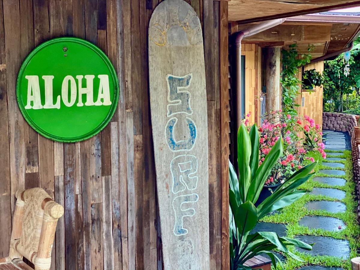 The Kulani Maui Hotel Lahaina Exterior photo