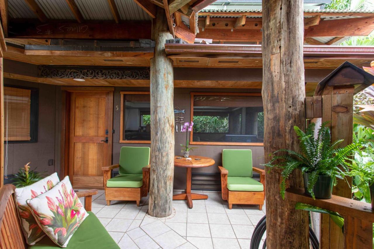 The Kulani Maui Hotel Lahaina Exterior photo