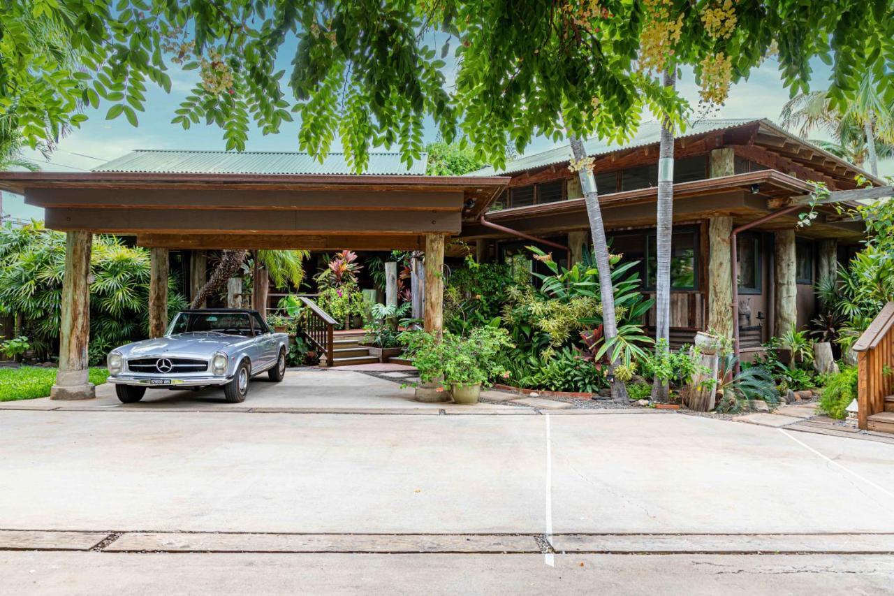 The Kulani Maui Hotel Lahaina Exterior photo